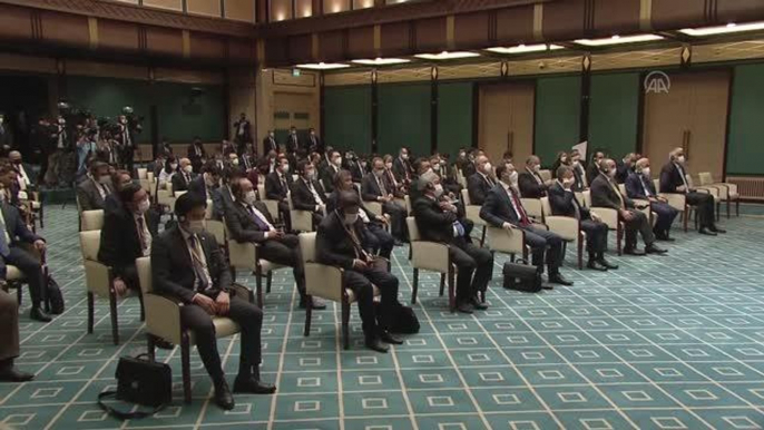 Kırgızistan Cumhurbaşkanı Caparov: "Kırgızistan, Türkiye'nin uluslararası alanda öneminin artmasından memnuniyet duyuyor"