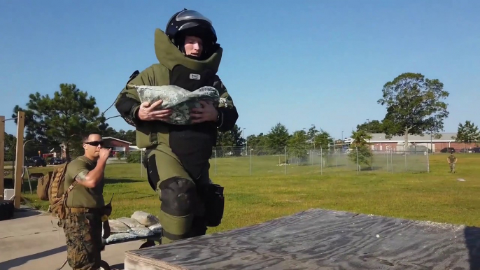 US Military News • Explosive Ordnance Disposal • North Carolina USA