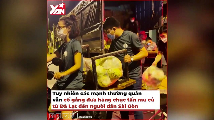 Mạnh thường quân trắng đêm dầm mưa vận chuyển 18 tấn rau cứu trợ Sài Gòn: Dùng hơn 100% sức lực!