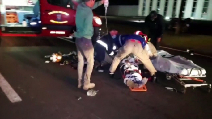 Homem fica gravemente ferido em colisão envolvendo duas motocicletas na marginal da BR-277