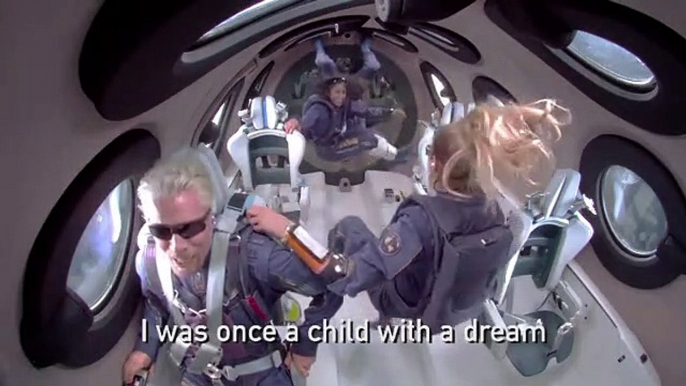 Regardez les déclarations de Richard Branson depuis Virgin Galactic : "J'ai rêvé de ce moment depuis tout petit, mais rien ne pouvait me préparer à la vue de la Terre depuis l'espace"