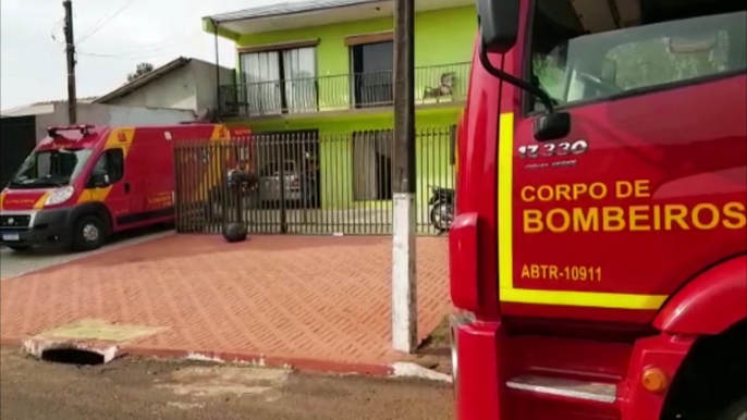 Bombeiros atendem homem que sofreu queda de mesmo nível no Bairro Paulo Godoy