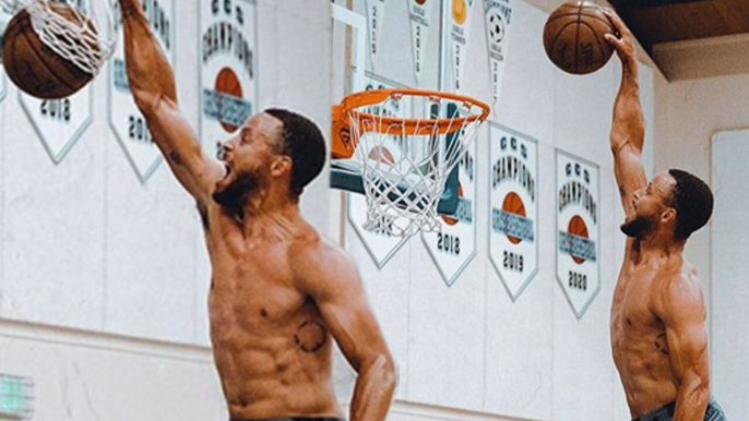 Steph Curry Looks INSANELY SHREDDED As He Practices Dunking, Send SCARY Warning To Rest Of NBA
