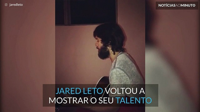 Jared Leto mostra os seus dotes vocais