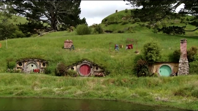 Amazon moves Middle Earth out of New Zealand