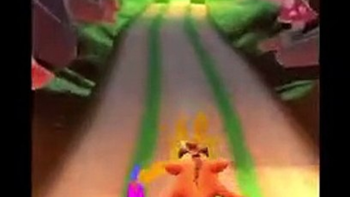 Nitro Ant Drone Battle Run Gameplay On The Great Gate - Crash Bandicoot: On The Run! (Season 4 Boss)