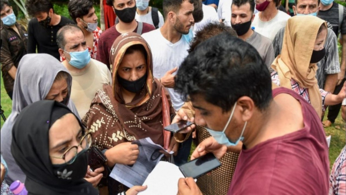 Afghans leaving Afghanistan due to Taliban terror