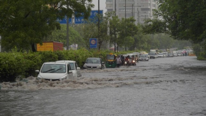 Watch | Heavy rain lashes Delhi, several areas waterlogged