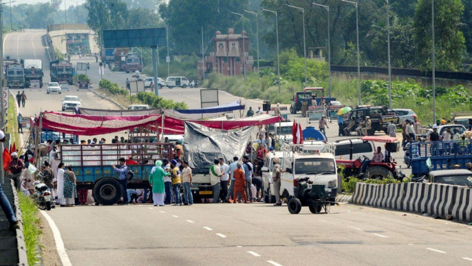 Bharat Bandh impact in Punjab to Haryana, traffic affected