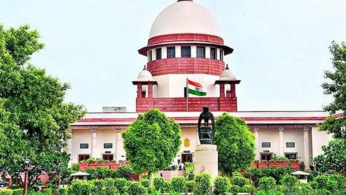 SC strict on pollution in Delhi, asked questions to govts