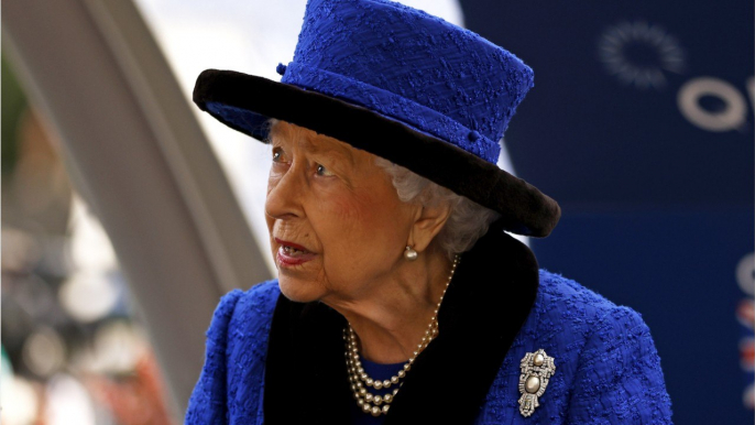 Queen turns down ‘Oldie of the Year’ award because she feels to young