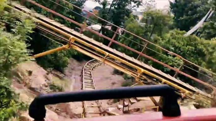 Gold Rusher Roller Coaster (Six Flags Magic Mountain Amusement Park - California) - 4K Roller Coaster POV Video