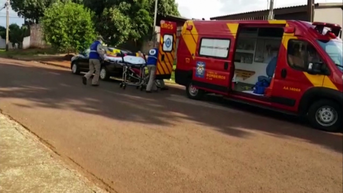 Ao sofrer queda, idoso de 78 anos fratura o fêmur e precisa dos cuidados do Siate no Bairro Santa Cruz