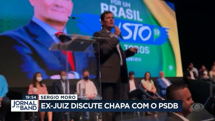 De olho nas eleições de 2022, o ex-juiz Sergio Moro que se filiou ao Podemos tem conversado com o PSDB. #BandJornalismo