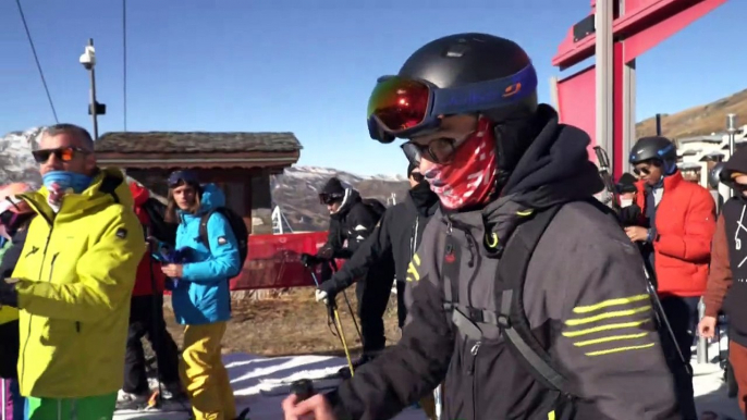 France: les skieurs en piste après deux saisons gâchées par le Covid