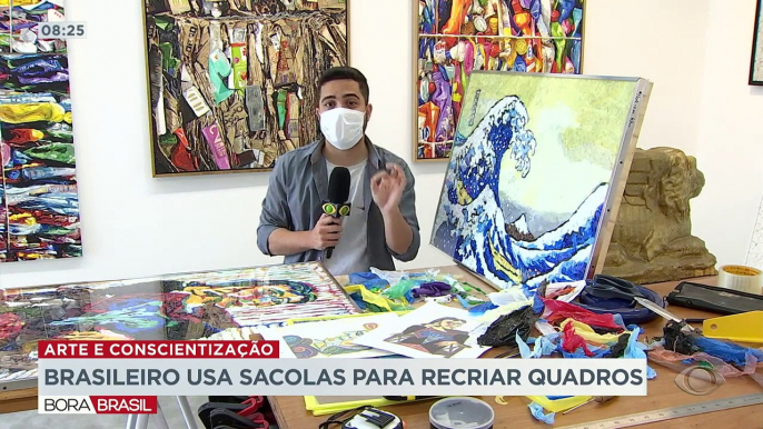 O artista trocou a tinta pelo plástico, e expõe suas obras em uma amostra. O objetivo da exposição é conscientização do uso plástico em relação ao meio ambiente.