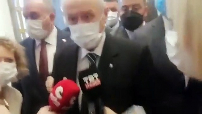 Bahçeli:  Bundan sonra Mansur Bey dikkat etsin