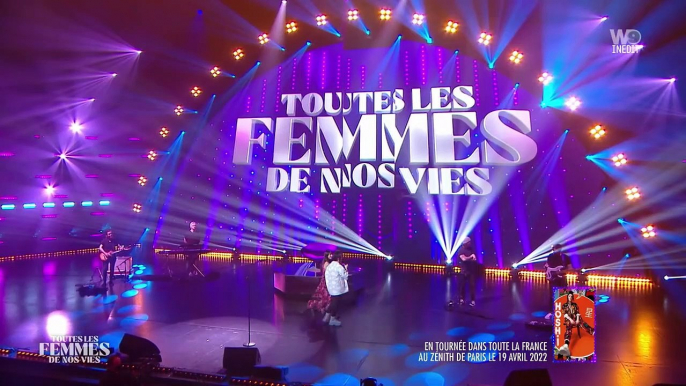 Hoshi et sa compagne Gia dans l'émission "Toutes les femmes de nos vies" sur W9.