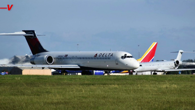 Delta Passenger Assaults Police Officer After Being Denied Boarding for Being ‘Too Intoxicated to Fly’