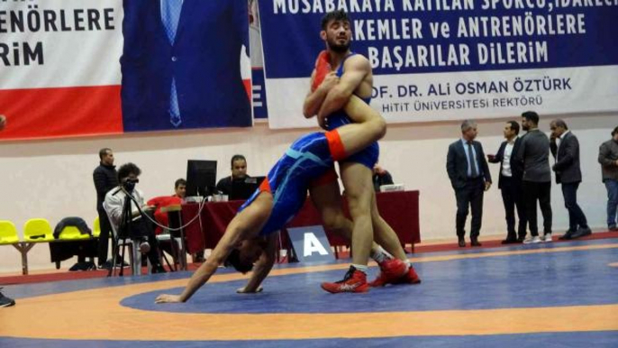 Türkiye U23 Serbest Güreş Şampiyonası başladı