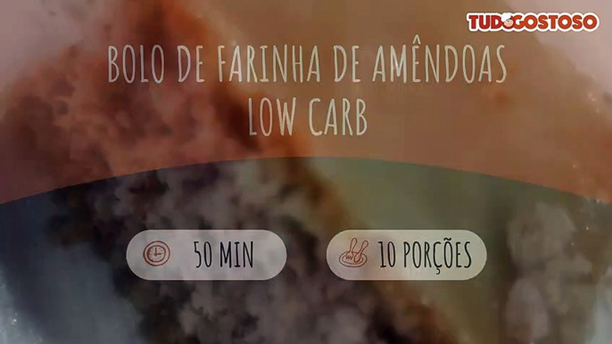 Bolo de farinha de amêndoas low carb