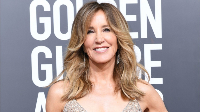 GALA VIDEO - Felicity Huffman de Desperate Housewives et Lori Loughlin inculpées dans une affaire de pots-de-vin