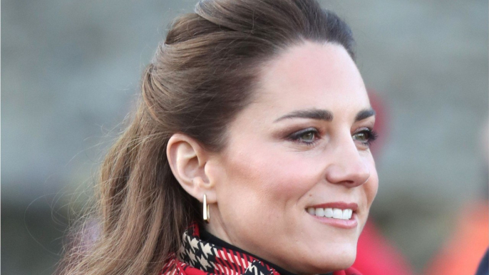 GALA VIDÉO -Kate Middleton : son oncle s'insurge contre Meghan Markle et affirme que « Kate n'a pas pu la faire pleurer " !