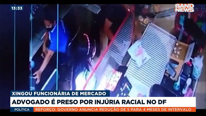 Um advogado foi preso depois de cometer crime de injúria racial contra uma funcionária de um mercado. Ele também se recusou a usar máscaras. O advogado já tinha um mandado de prisão preventiva por violência contra mulher