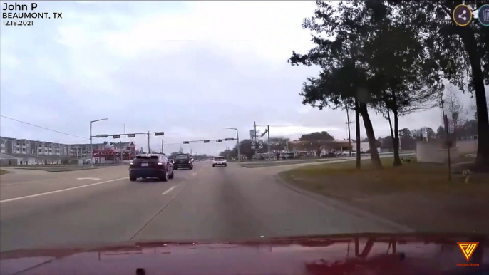 Truck pulled out hit me. — BEAUMONT, TX | Caught On Dashcam | Close Call | Footage Show