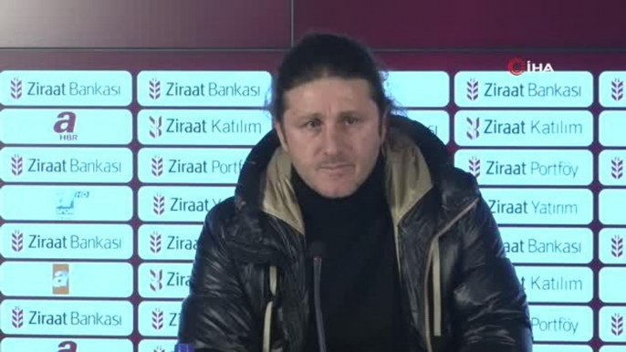 Fatih Tekke: "Kalecimizin çok ciddi bir performansı vardı"Denizlispor Teknik Direktörü Fatih Tekke: "Camia açısından çok önemli bir maç oldu"