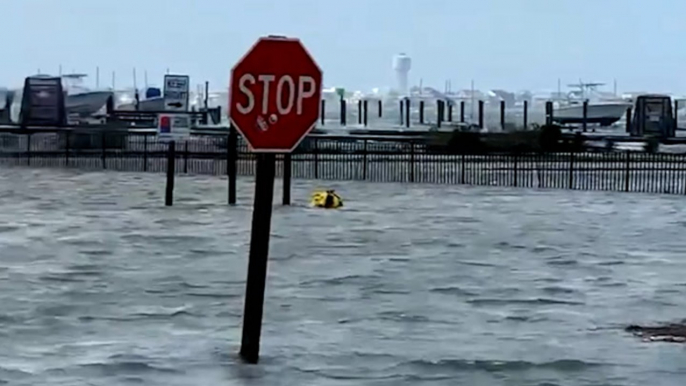 High winds and flooding in coastal North Carolina