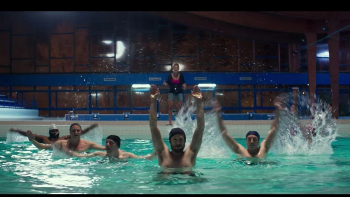 Le grand bain : Leïla Bekhti est tyrannique en coach de natation synchronisée. Voici le nouveau teaser du film