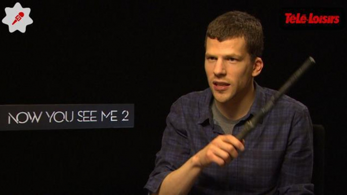 Jesse Eisenberg (Insaisissables 2) : on a parlé magie et Harry Potter avec l’acteur ! (INTERVIEW)