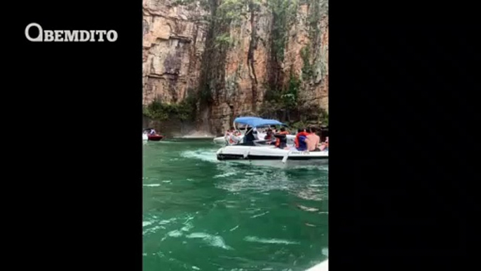 20 pessoas estão desaparecidas no acidente do Lago de Furnas, em Capitólio, Minas Gerais