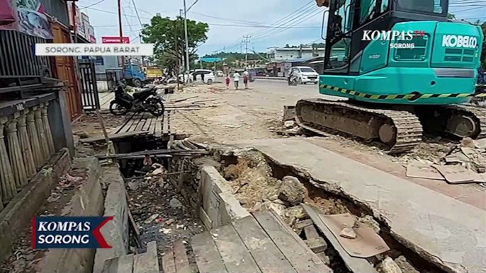 Pengerjaan Drainase Sepanjang 800 Meter Di Jalan Jendral Sudirman Kota Sorong Dihentikan