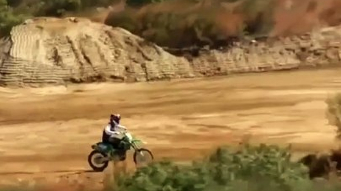 Motocross (MX) Bike racing looking like Hill Climb Racing game.