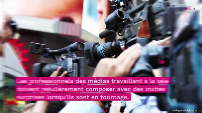 "Salut, bébé" : une mère met la honte à son fils journaliste, en plein reportage