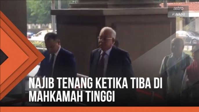 Hari ke-9 Prosiding SRC: Najib tenang ketika tiba di Mahkamah Tinggi