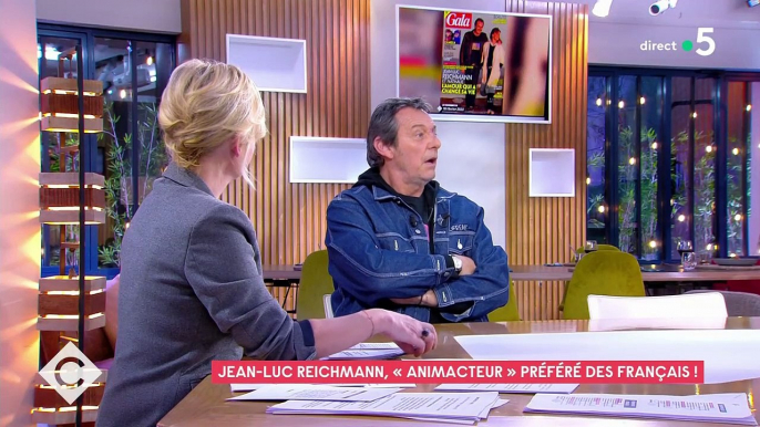 Jean-Luc Reichmann raconte sur le plateau de C à Vous comment Alain Delon l'a mis en garde pour protéger sa femme Nathalie au début de leur relation