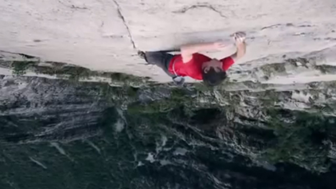 Alex Honnold escalade une falaise de près de 500 mètres au Mexique à mains nues !