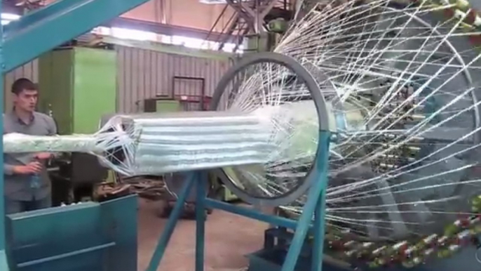 Une machine à tisser de la fibre de verre incroyable