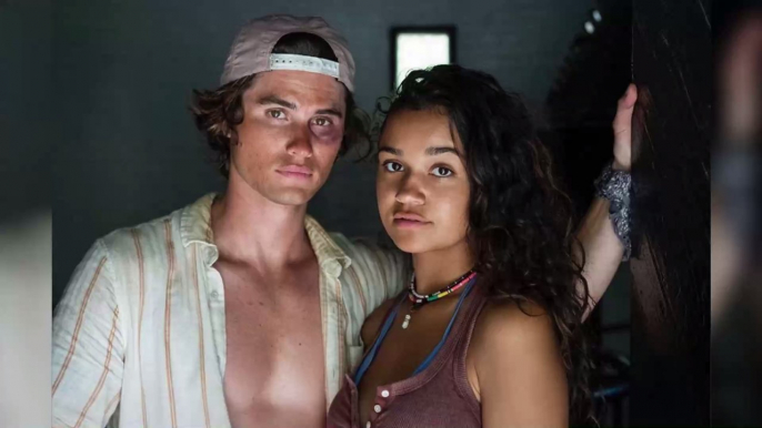 Chase Stokes et Madelyn Cline (Outer Banks) : le couple star de Netflix se sépare !