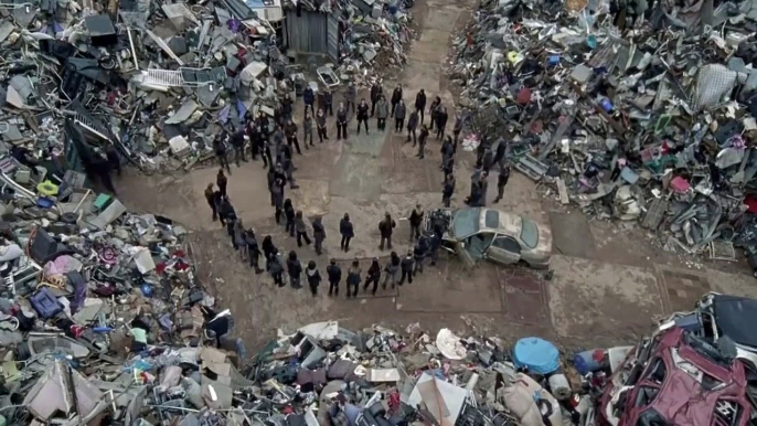 The Walking Dead 8ª Temporada Episódio 6 "The King, The Widow, and Rick" Teaser Original