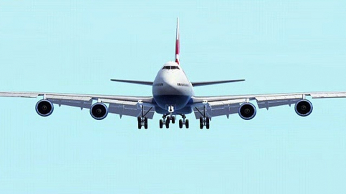 British Airways Boeing B747-436 landing on Runway 02C at Changi Airport