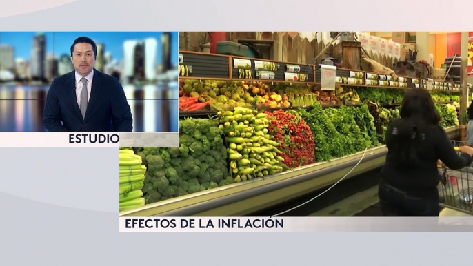 Para no subir los precios, algunos comerciantes ahora venden menos producto por el mismo costo.