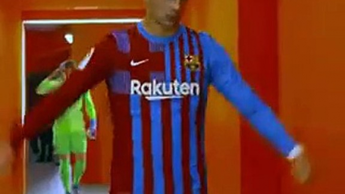 Ferran Torres celebra la victoria del Barça ante el Sevilla / FCB