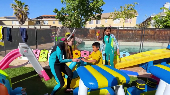 Jannie Teaching Ellie How to Swim in the Pool  Kids Pretend Play Swimming Pool and to Not Give Up