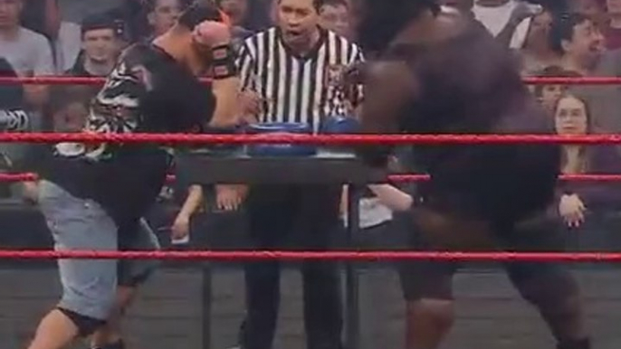 WWE JOHN CENA VS MARK HENRY ARM WRESTLING