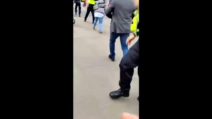 Police action at a SYMAAG protest outside Sheffield Town Hall