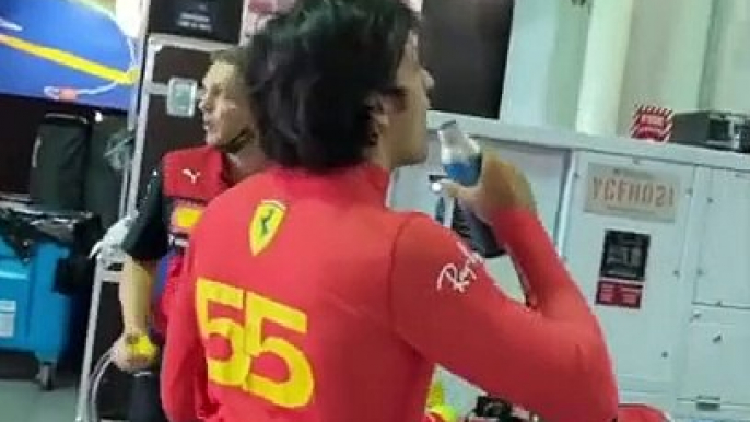 Sainz come Rocky Balboa - Allenamento Ferrari